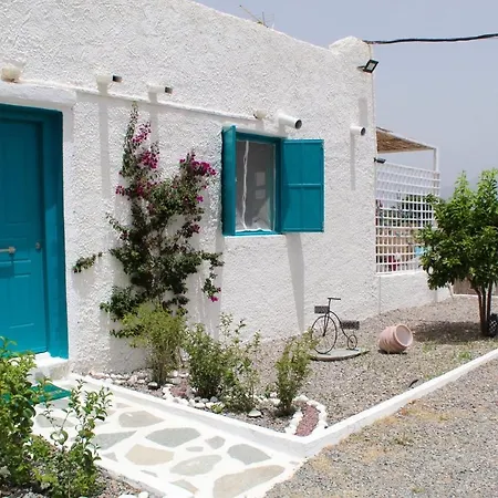 Peaceful House By The Sea - Private Garden Holiday home