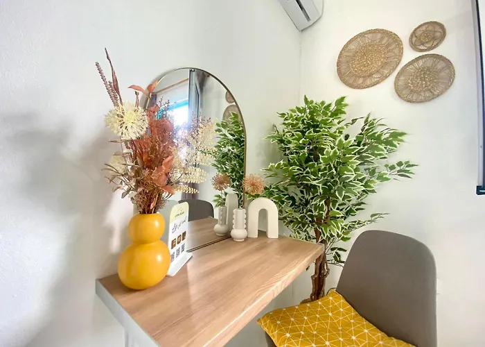 Peaceful House By The Sea - Private Garden Analipsis (Messinia)