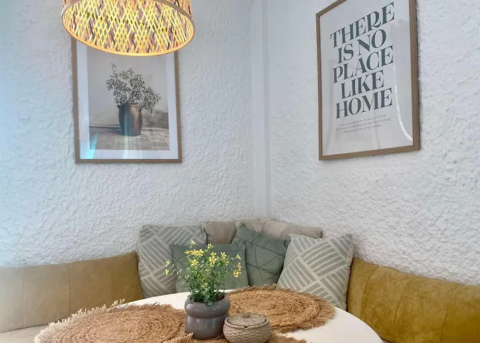 Ferienhaus Peaceful House By The Sea - Private Garden *