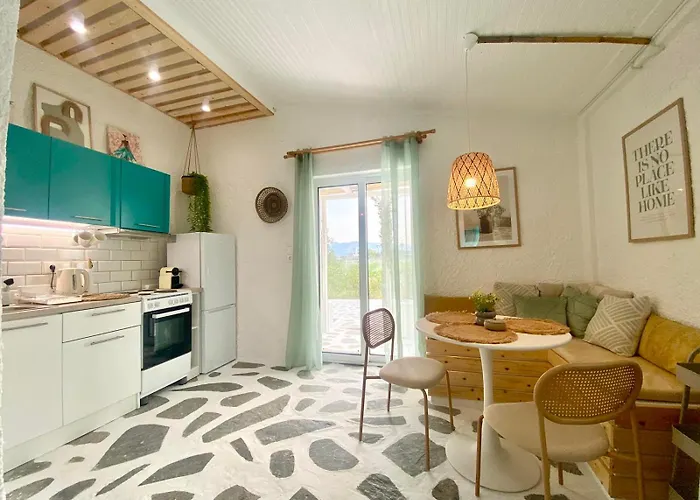 Peaceful House By The Sea - Private Garden * Analipsis (Messinia)