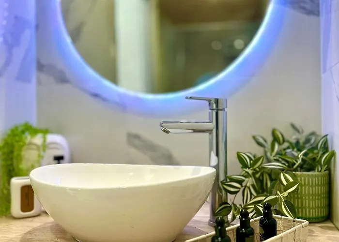 Peaceful House By The Sea - Private Garden Casa de Férias